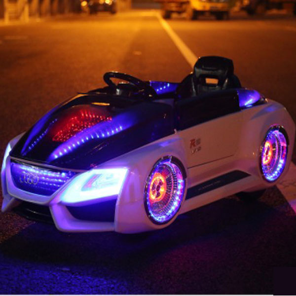 5Cgo 40056869680 奧迪兒童電動車遙控童車可坐玩具車四輪電動汽車寶寶車電瓶車 WXP89700