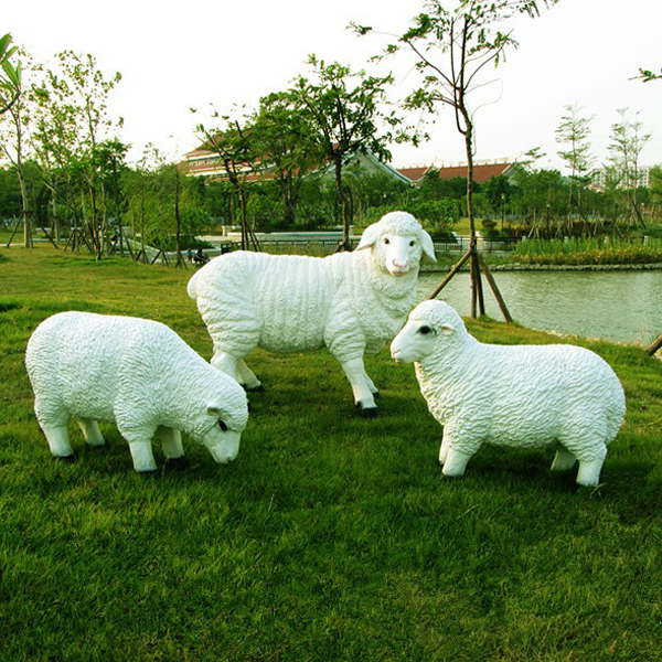 5Cgo 42028143413 三羊開泰羊擺件樹脂工藝品擺設花園裝飾家居戶外景觀仿真動物雕塑綿羊庭院草坪公園湖邊小區 CHX76010