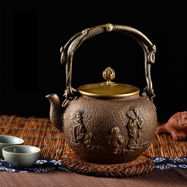 5Cgo  45095558617 玉麒麟鐵壺手工鑄鐵茶壺銅把銅蓋提梁日本南部老壺無塗層茶具燒茶壺  LAY85500