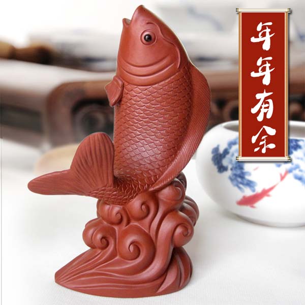 5Cgo  44375071818 宜興紫砂工藝精品年年有余鯉魚跳龍門茶寵茶玩雕塑擺件吉祥魚   LAY86200