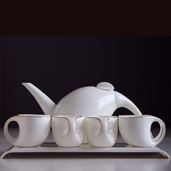 5Cgo 524703666252 個性茶具套裝陶瓷獨特設計創意茶壺茶杯茶盤一套骨瓷喝水簡約茶壺茶杯套裝時尚壺家用 HJT66100