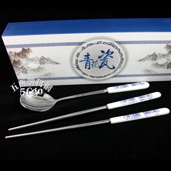 5Cgo 青花瓷餐具組 不鏽鋼筷 + 湯匙 組 附禮盒  「10組」  AGL05200