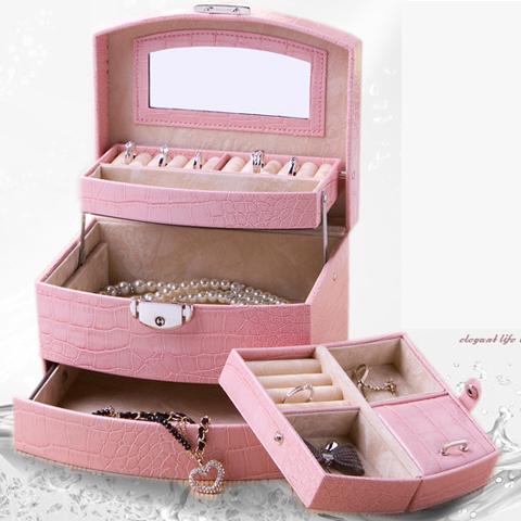 5Cgo  16474851592 卡尼奧高檔首飾盒 公主歐式韓國化妝盒 皮制帶瑣 生日禮物 MIK89000