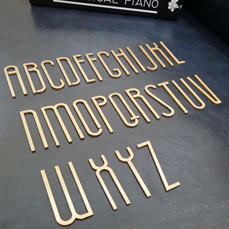 5Cgo 576034673102北歐黃銅裝飾字字母墻貼門 創意水泥地嵌花 家居軟裝飾ins風純銅標籤 5CM XMJ12000