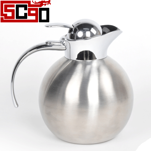 5Cgo 12224078950  不銹鋼加厚保溫水壺 1.5L熱水瓶  圓形茶 壺 咖啡壺 足球水壺  AGL871000